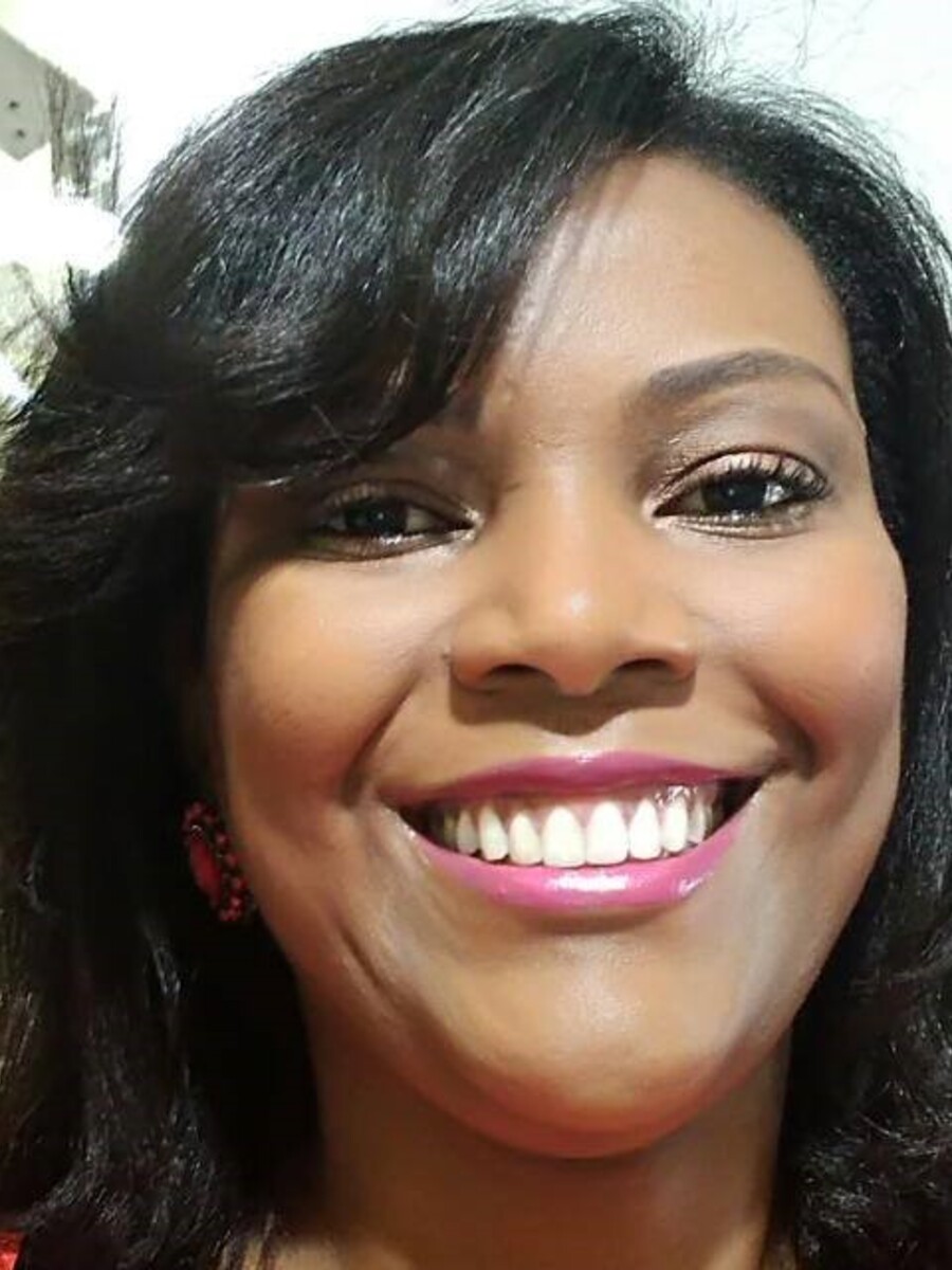 Foto de Prof.ª MSc. Poliany Ferreira Santos